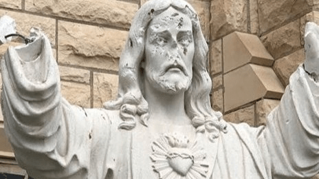 2018-04-24 Damage to church statue