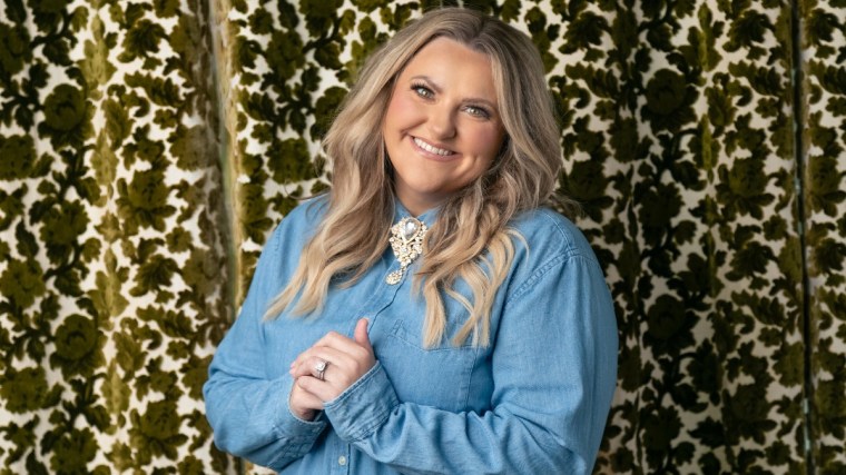A mother’s grief inspires Amber Lynn’s ‘Till We’re&nbsp;Together